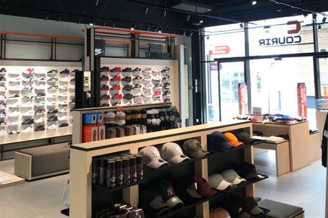 Courir Perpignan • Sneakers, baskets • Carré d'Or