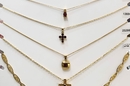 Bijoux Grenat et collier Grenat, Croix de Canigou Grenat ,Collier Grenats catalans en chute, bijouterie D’ores et déjà Perpignan