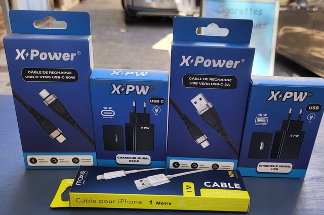 Chargeur smartphone/cable de recharge USB-C Chez La  cigale catalane Céret, Le Boulou, Saint jaen pla de corts, Amélie les bains, Le perthus, Sain...