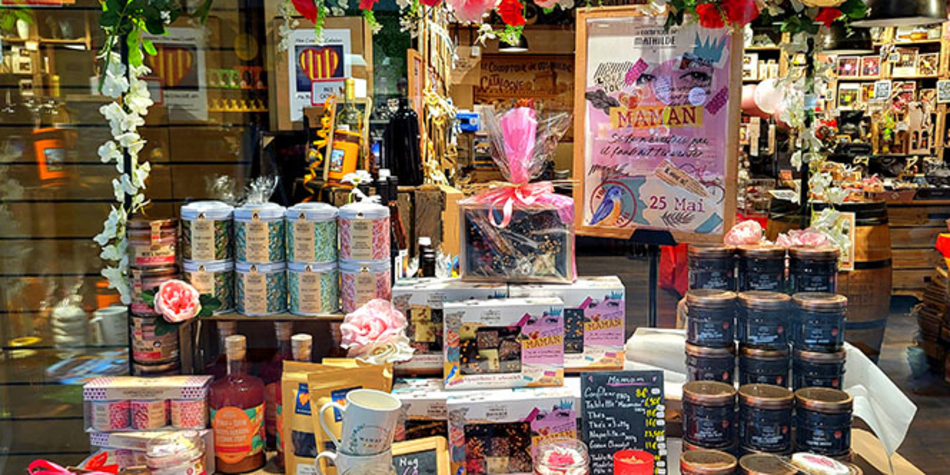 Comptoir de Mathilde Claira Peprignan : produits gourmands, chocolats et épicerie fine. (® SAAM S .Delchambre)