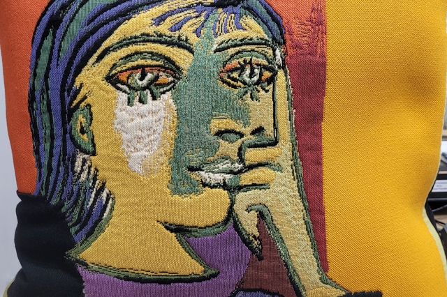 COUSSIN ARTISTE CHEZ STORES Perpignan secteur Clemenceau