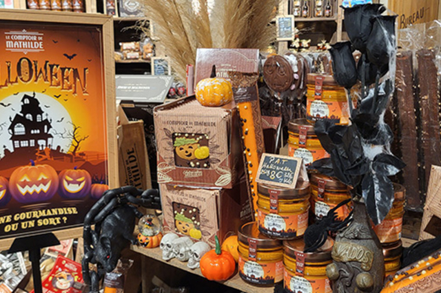 Comptoir de Mathilde Claira Perpignan et ses sucreries pour Halloween