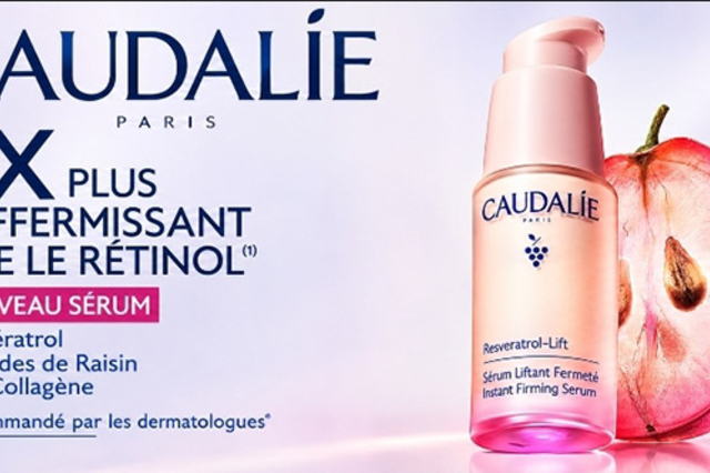 Flacon du sérum raffermissant Caudalie Resveratrol-Lift disponible à la Pharmacie Vauban à Perpignan.