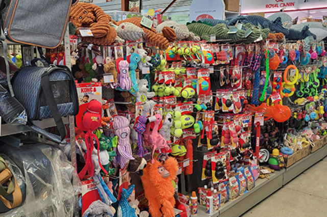 Cash Graines Sud et Cash Graines Nord, animaleries à Perpignan • cadeaux de Noël tendance pour chien ou chat.