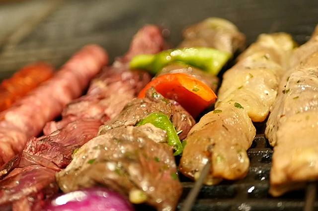 Le Grilladin Canet • restaurant de grillades et de pizzas.(® SAAM emma lahmi)