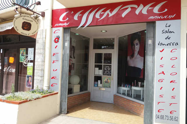 L’Essentiel Coiffure Canet-en-Roussillon est un salon de coiffure mixte tout proche de la Mairie à Canet Village (® networld-david gontier)