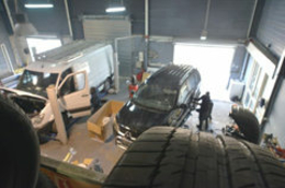 Sud Auto Pièces Perpignan propose des pneus à prix discount et un atelier de montage dans l’Espace Polygone (® networld-S.Delchambre) Sud Auto Pièces Perpignan propose des pneus à prix discount et un atelier de montage dans l’Espace Polygone (® networld-S.Delchambre)