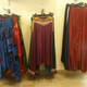 Damaï Perpignan présente des vêtements Femme tels que des sarouels et des robes (® networld-david gontier) Damaï Perpignan présente des vêtements Femme tels que des sarouels et des robes (® networld-david gontier)