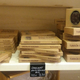 Torrons Vicens Perpignan vend des tourons bio et des tablettes de chocolats bio en boutique en centre-ville.(® networld-Gontier) Torrons Vicens Perpignan vend des tourons bio et des tablettes de chocolats bio en boutique en centre-ville.(® networld-Gontier)